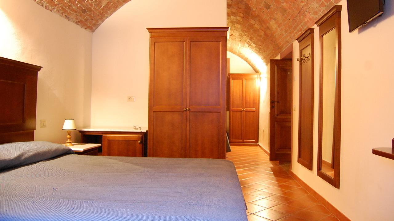 Albergo Miramonti Comano  Eksteriør billede